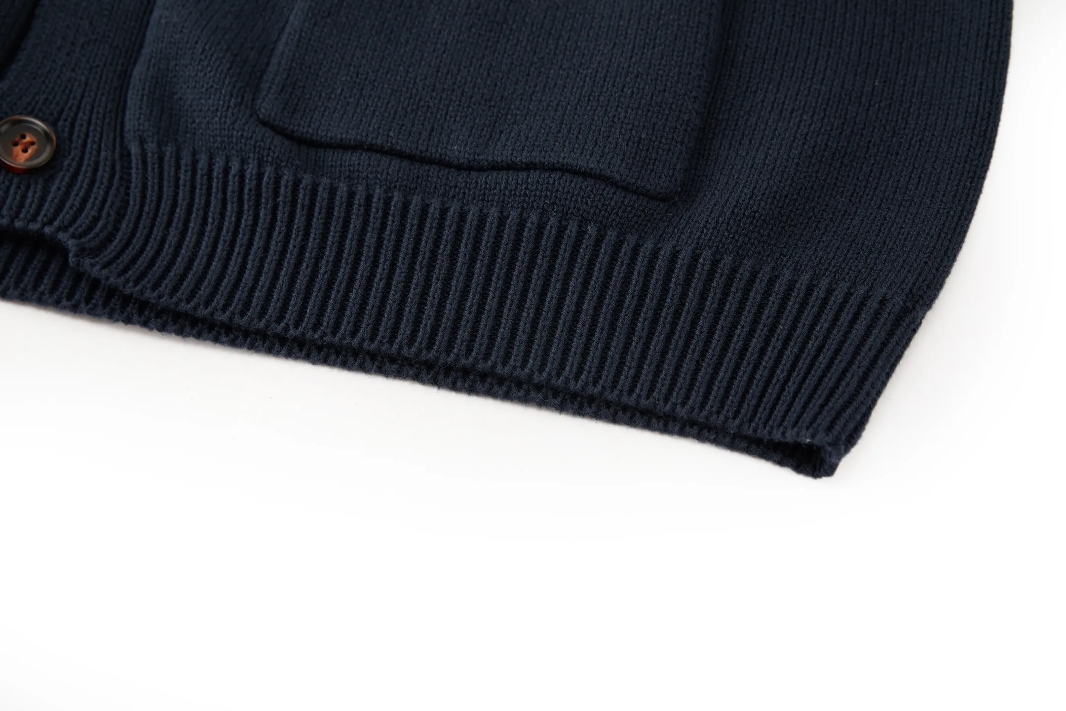 zp ［ ］ Ralph Lauren ： 100% ， - 。 ： ， logo。 ： 3D ， ， 。 ， ， Polo : ， ， ： - -Khaki Size：S M L XL